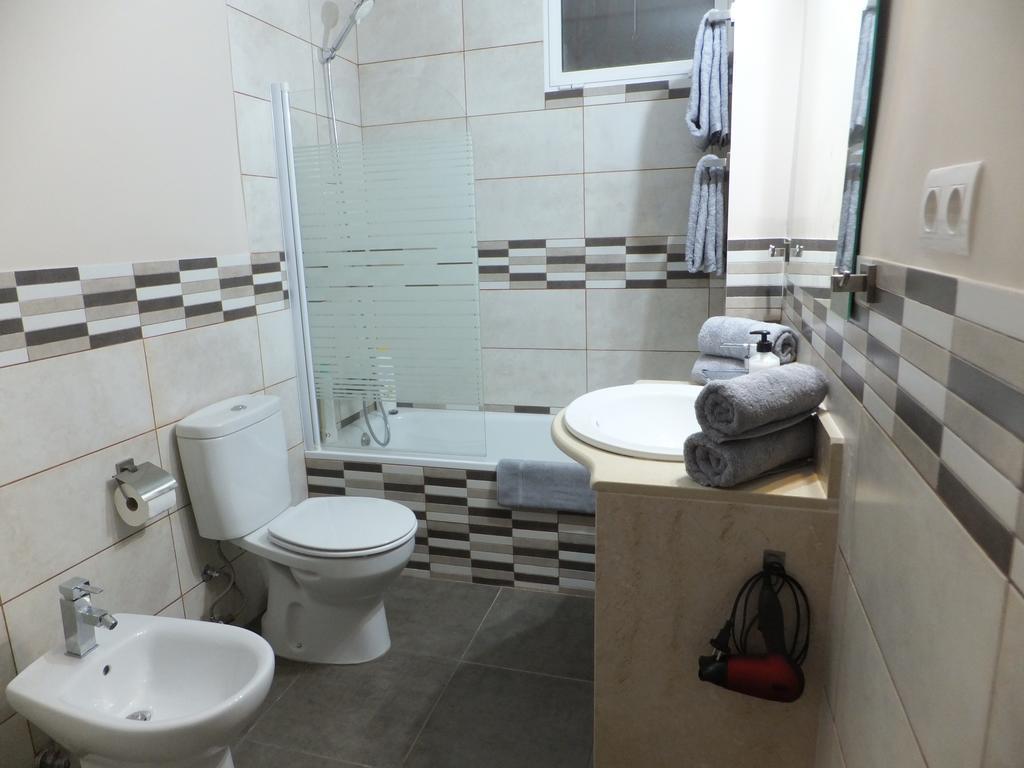Apartamento Bahia Dorada 埃斯特波纳 外观 照片