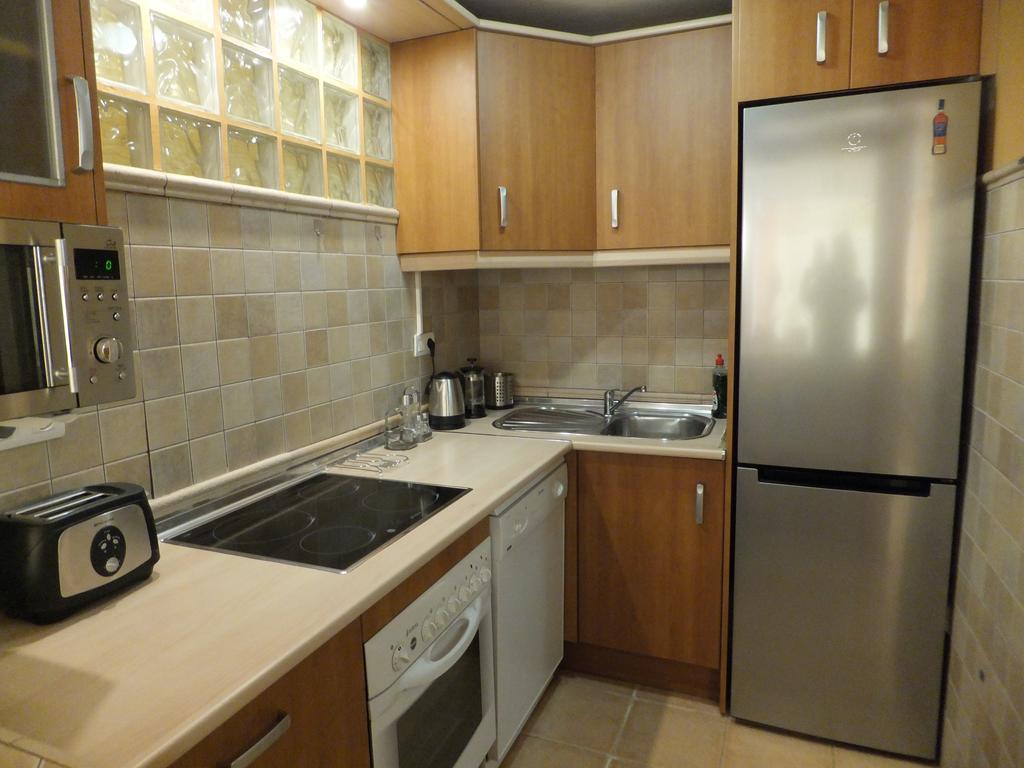 Apartamento Bahia Dorada 埃斯特波纳 外观 照片