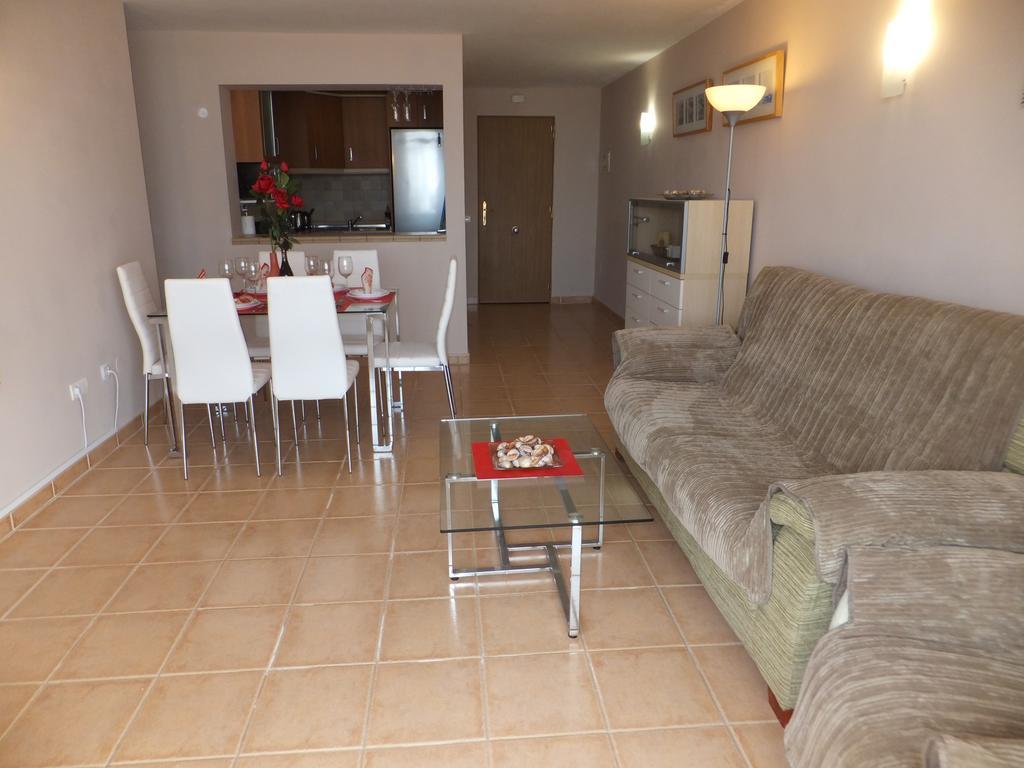 Apartamento Bahia Dorada 埃斯特波纳 外观 照片
