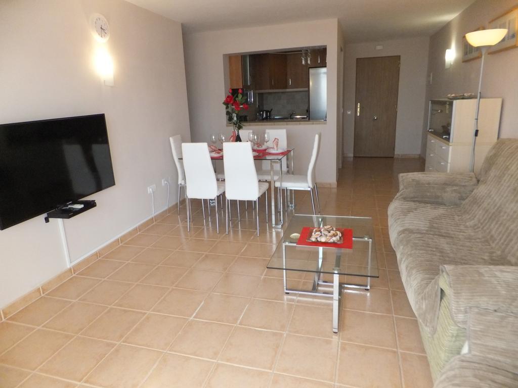 Apartamento Bahia Dorada 埃斯特波纳 外观 照片