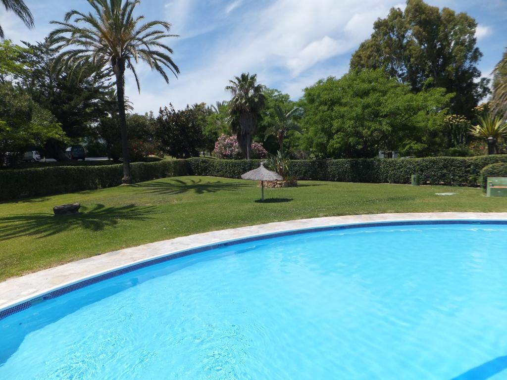 Apartamento Bahia Dorada 埃斯特波纳 外观 照片